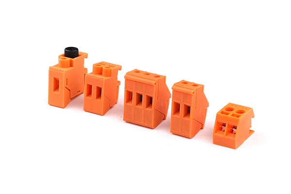 Transformer terminal blocks