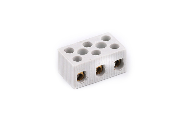 Ceramic terminal blocks